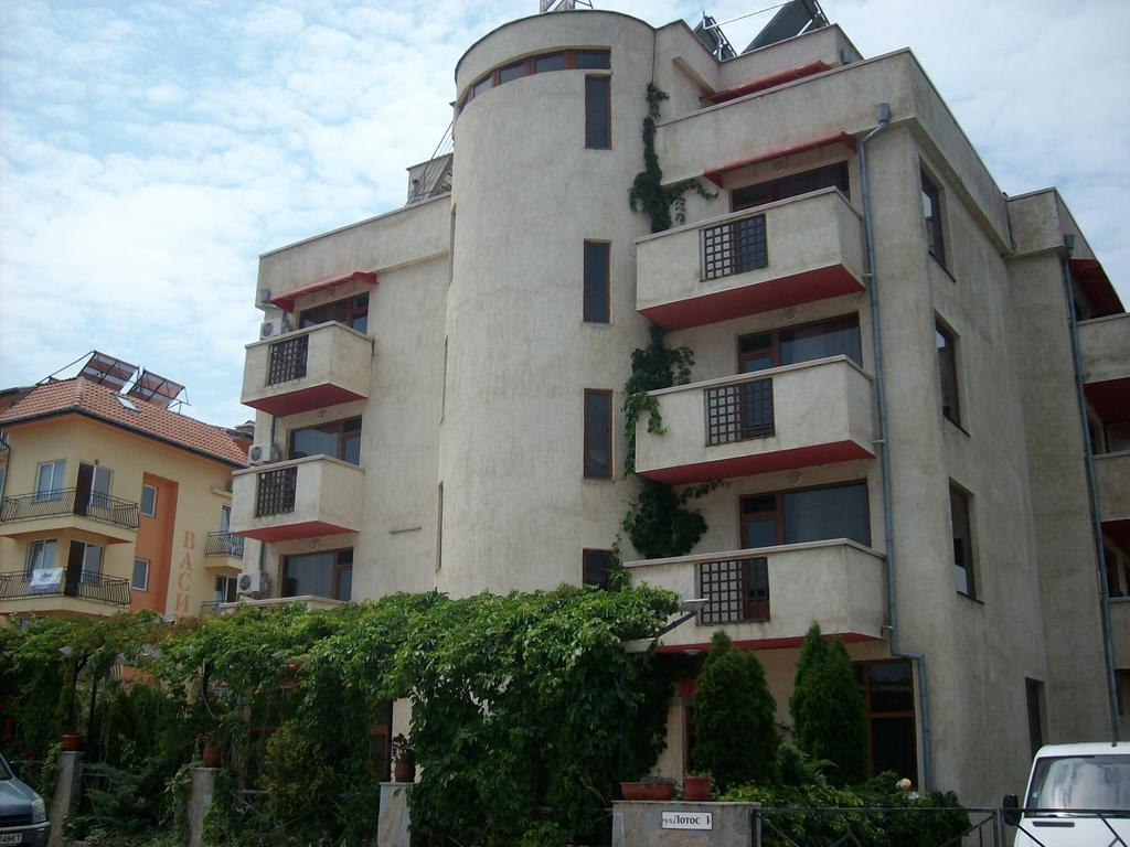 פרימורסקו Hotel Neven מראה חיצוני תמונה